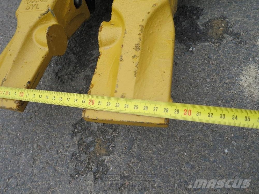 Laten Metsäojakauha 700L NTP10 挖斗