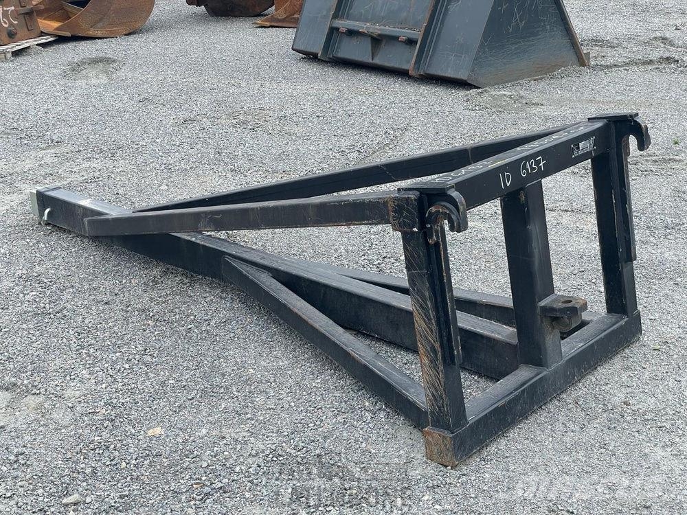 Laten Nostopuomi 3ton Merlo Buckets