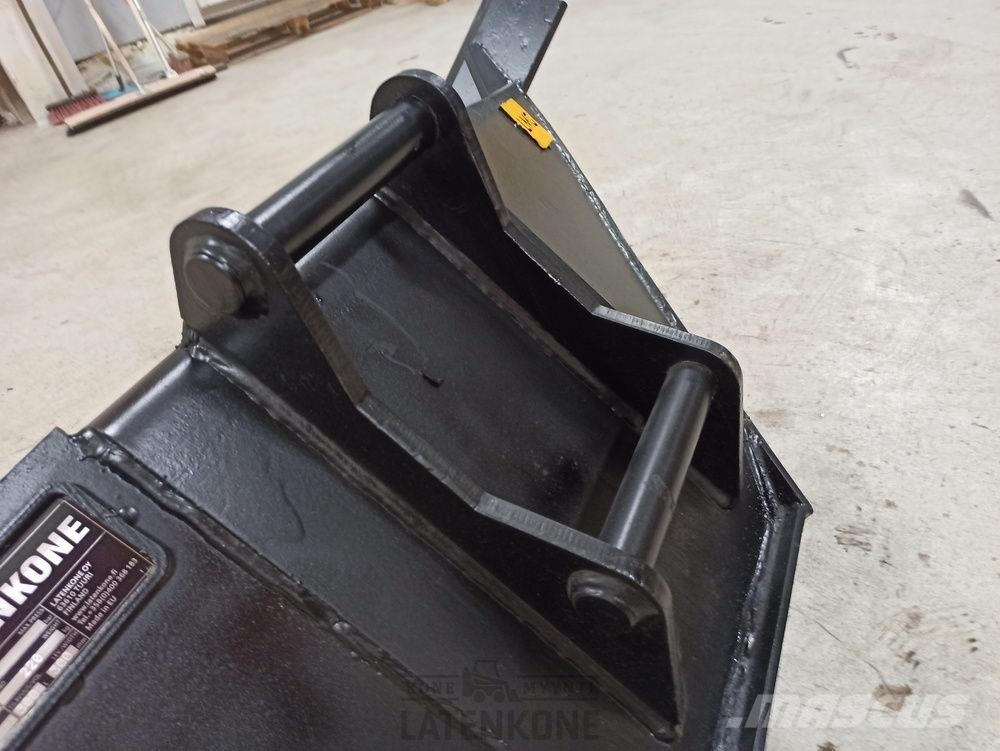 Laten Pelto-ojakauha 300L S40 5-8ton 挖斗