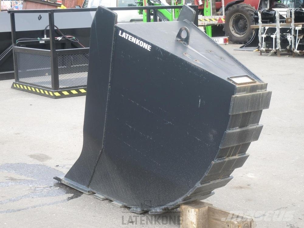 Laten Salaojakauha 300mm 500L ilman kiinnikettä 13-18ton Buckets