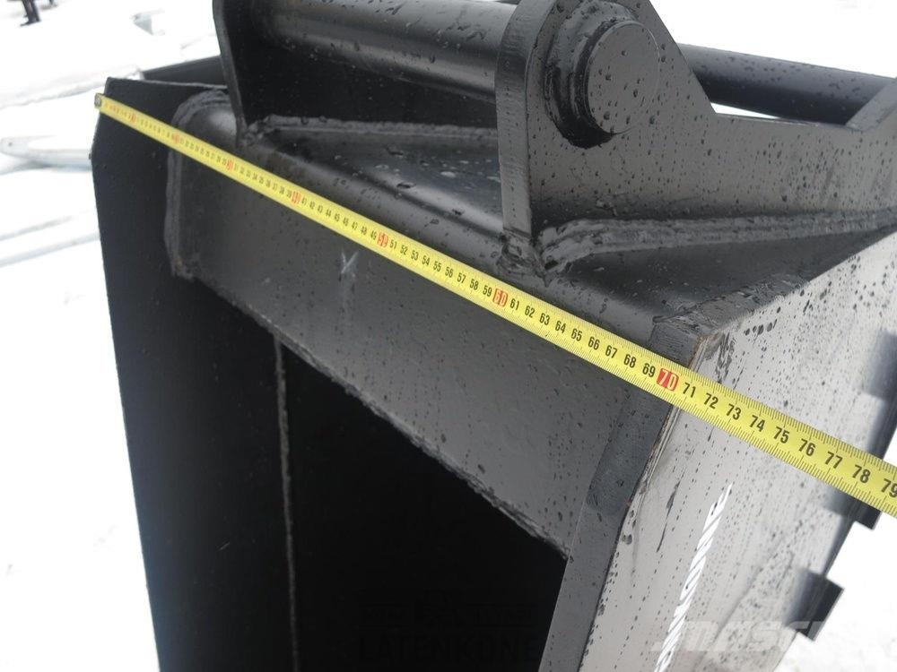 Laten Salaojakauha 300mm 500L S60 13-18ton 挖斗