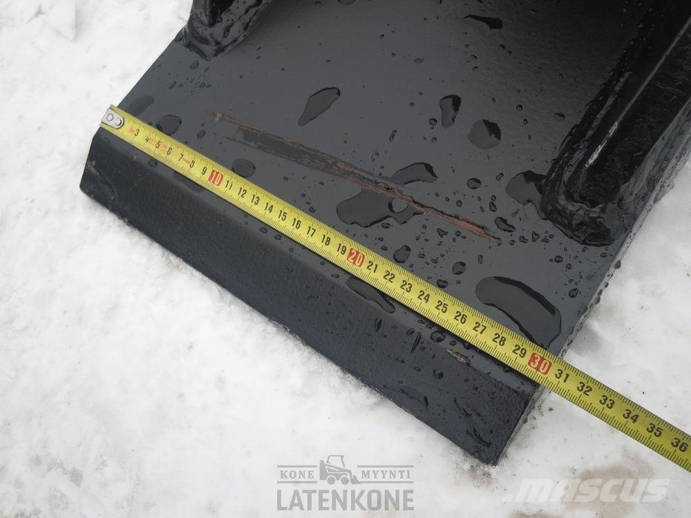 Laten Salaojakauha 300mm 500L S60 13-18ton 挖斗