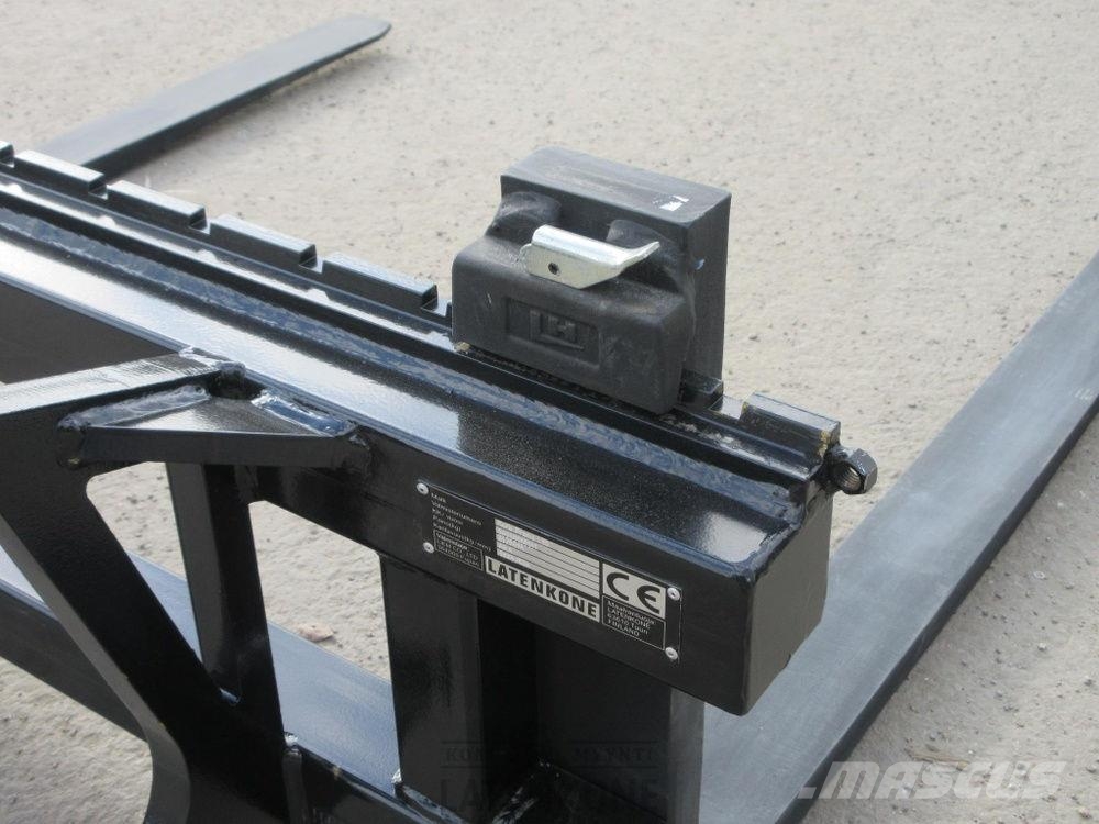 Laten Trukkipiikit 2,5ton 150/120cm Volvo L30 Widły