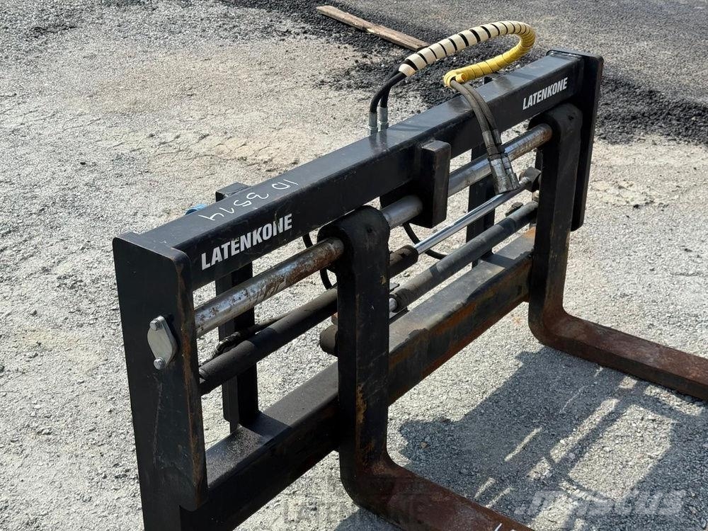 Merlo Hydrauliset trukkipiikit 5ton 150/180cm PIN Merlo Kauhat