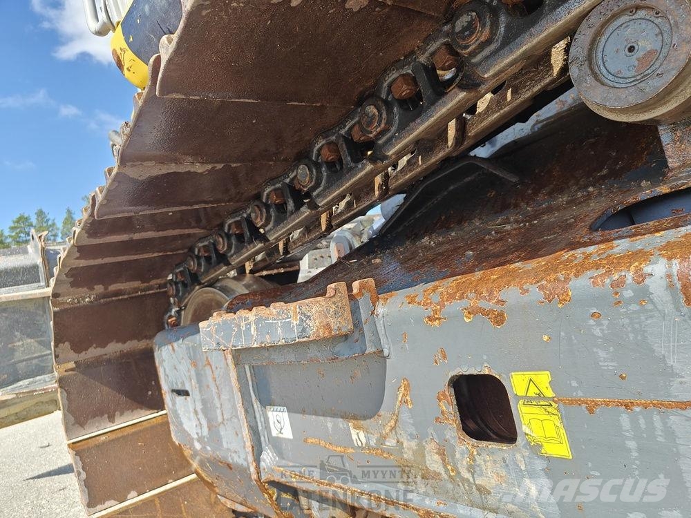 New Holland E150BSR-2 Blade Runner Bageri guseničari