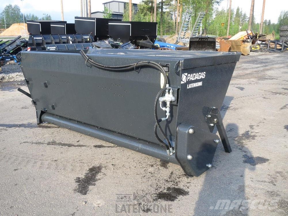 Padagas Hiekoituskauha 1500L معدات نشر الرمال والملح