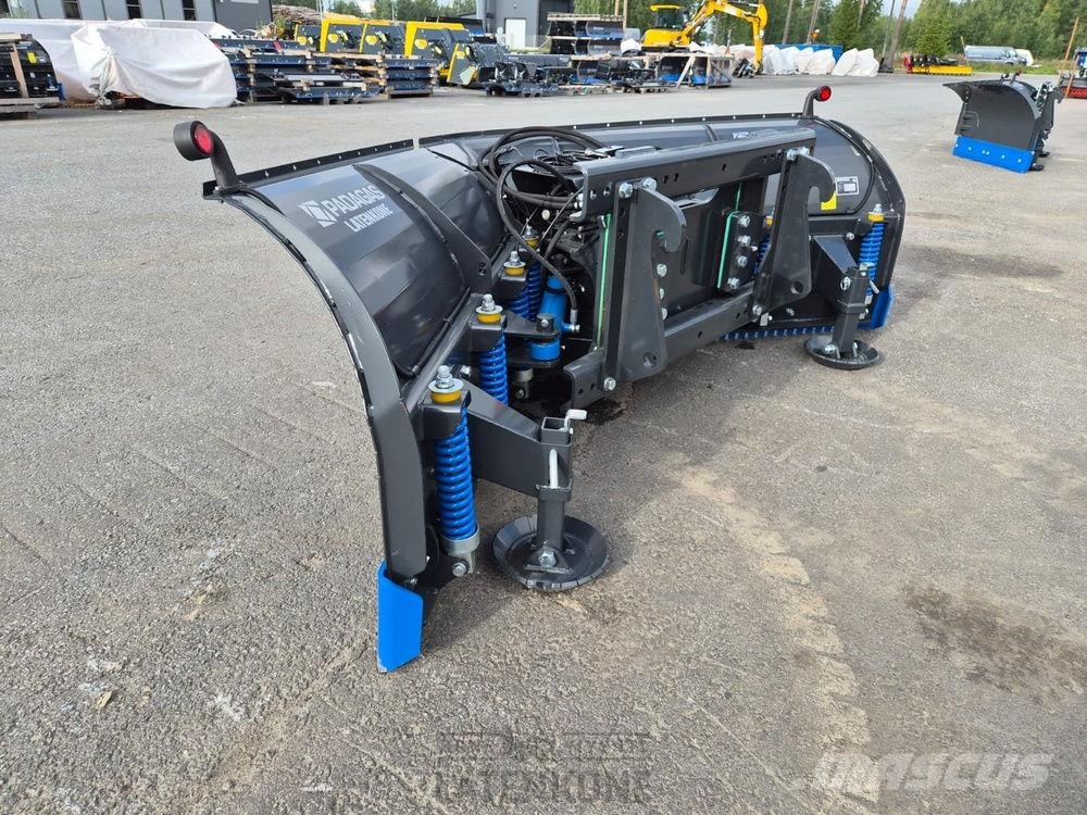 Padagas Nivelaura SSVL-32M حراثات ونصول الجليد