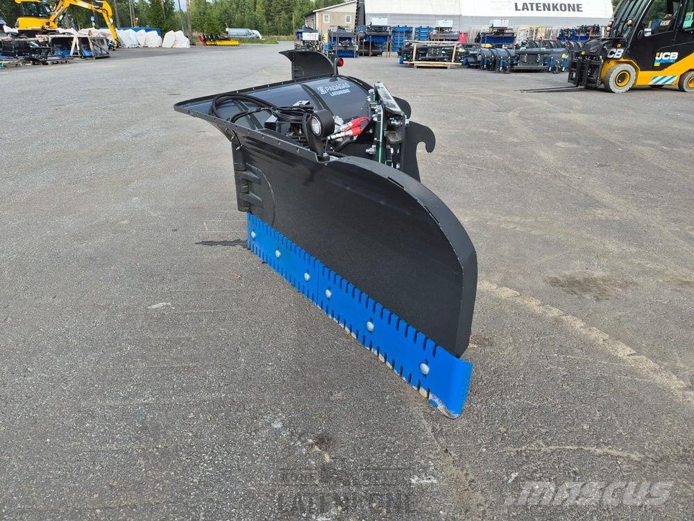 Padagas Nivelaura SSVL-32M حراثات ونصول الجليد