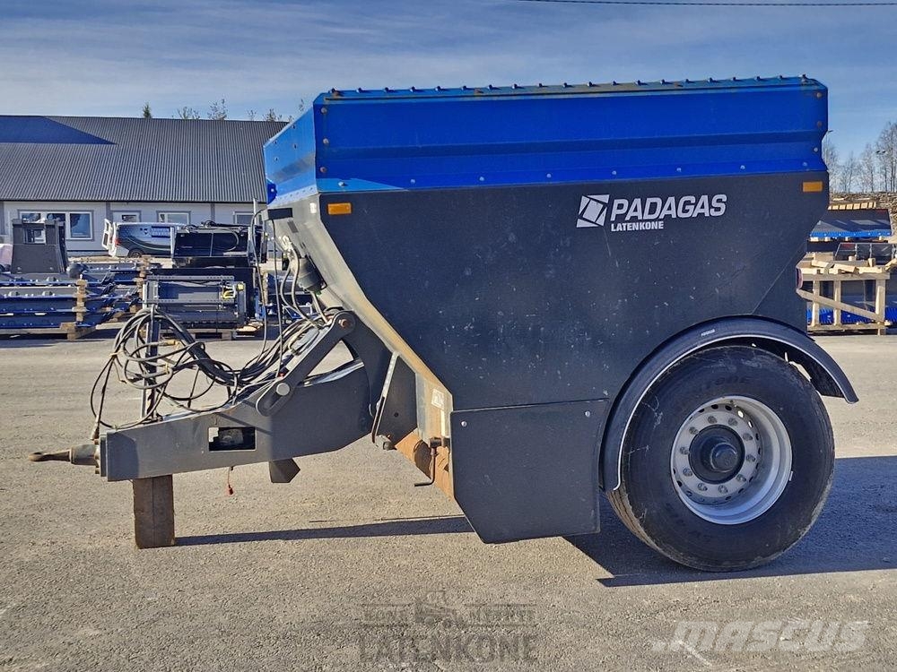 Padagas SP-6000 Hiekoitusvaunu lisälaidoilla 6.4m3 Kauhat
