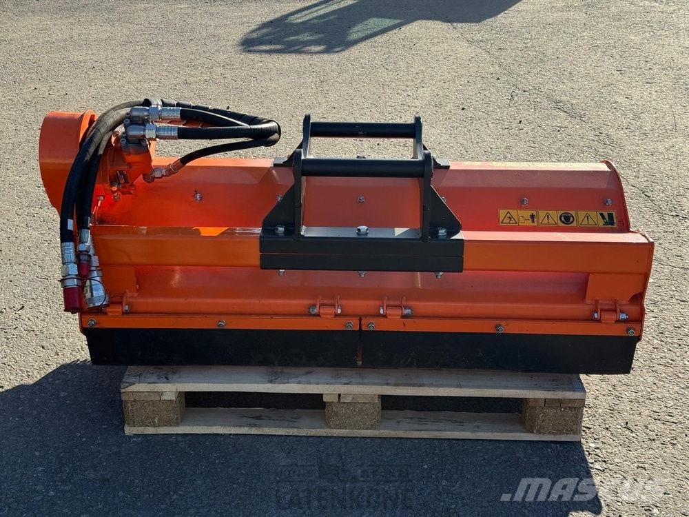 Pronar GK140 kelamurskain Cortadores de grama e toppers