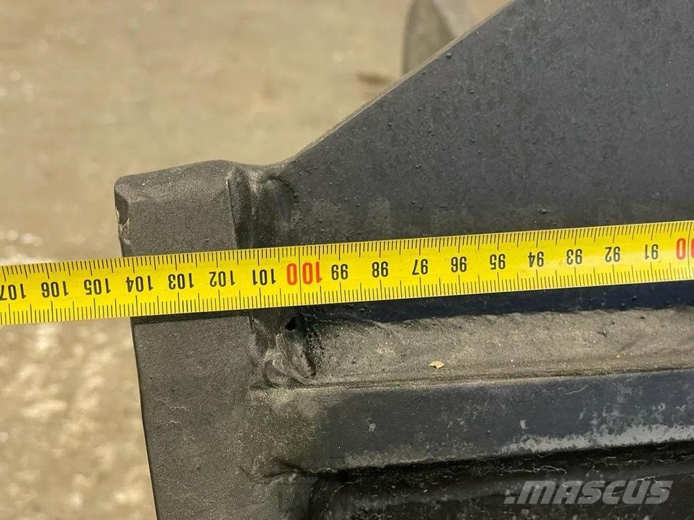 TuraSteel Vesijohtokauha 900L S70 Buckets