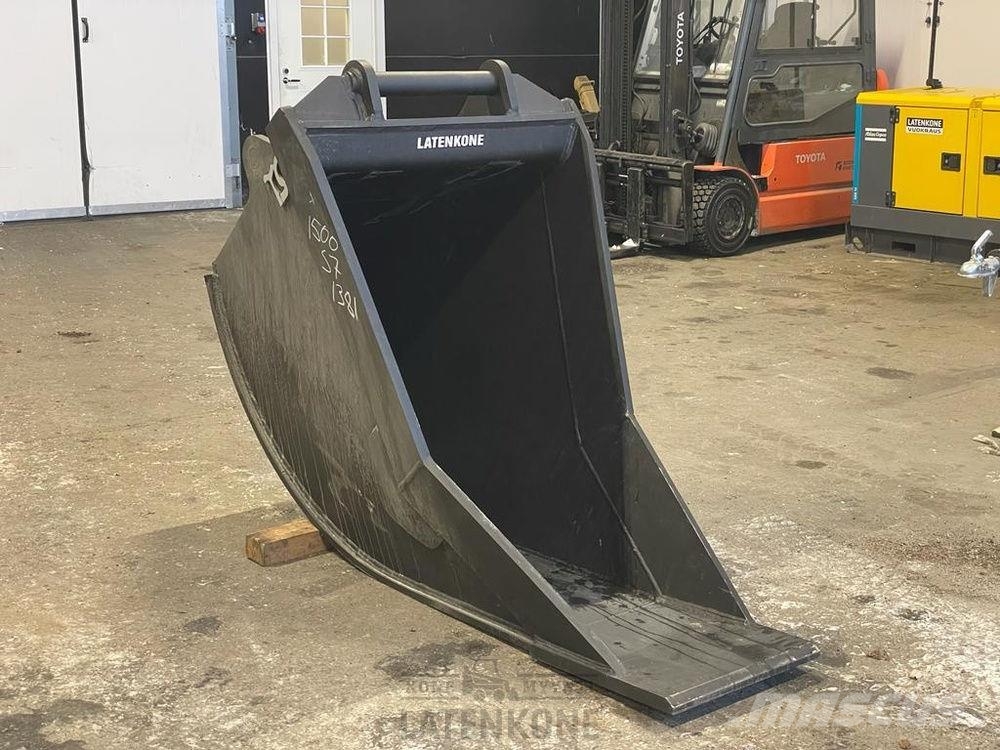 TuraSteel Vesijohtokauha 900L S70 Buckets