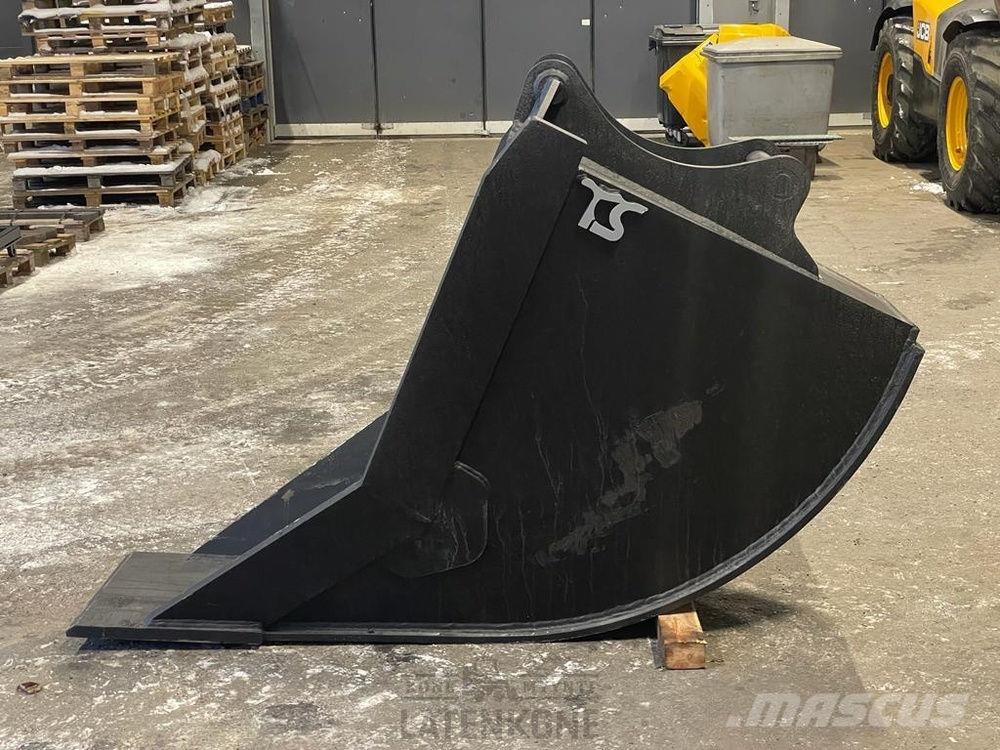 TuraSteel Vesijohtokauha 900L S70 Buckets