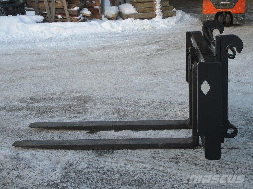 Volvo Hydrauliset trukkipiikit 5ton 150/120cm PIN Volvo Forks
