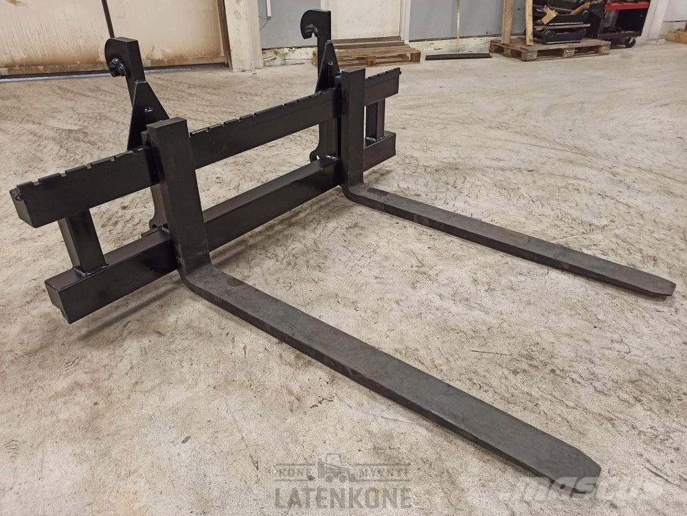 Volvo Trukkipiikit 5ton 200/150cm Volvo BM Garfos