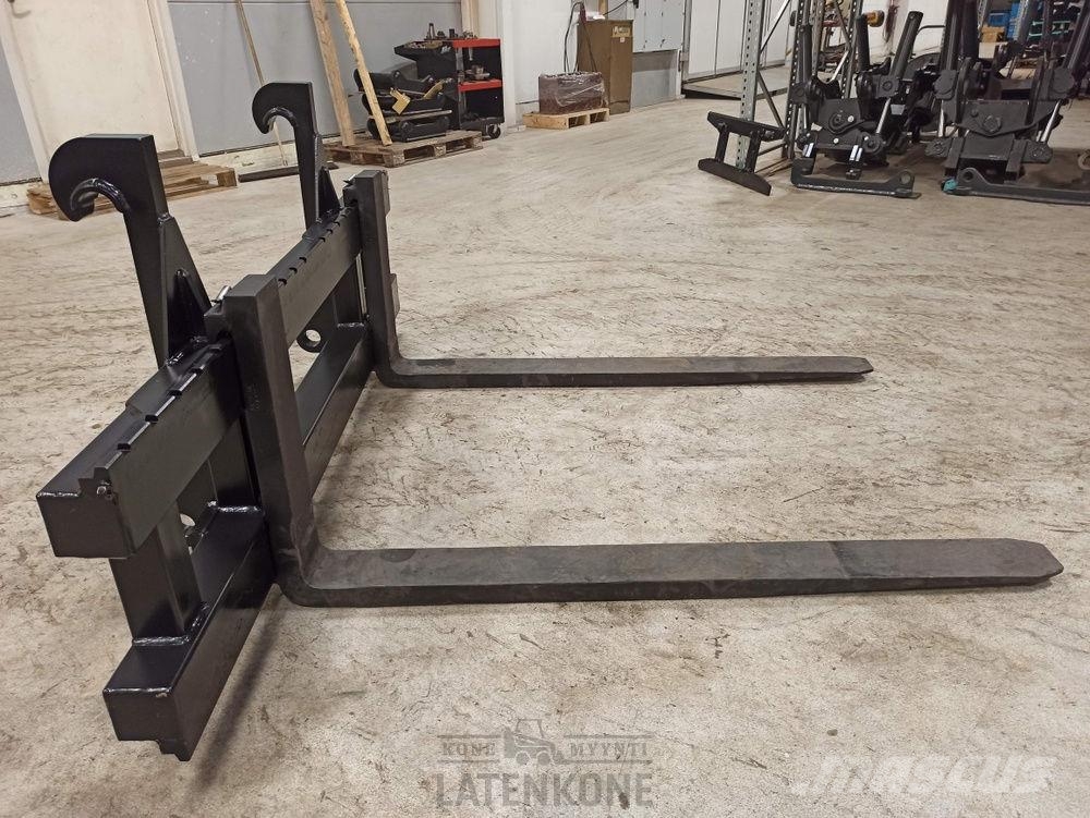 Volvo Trukkipiikit 5ton 200/150cm Volvo BM Garfos