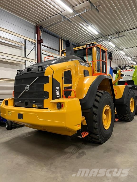Volvo L180K Gumikerekes homlokrakodók