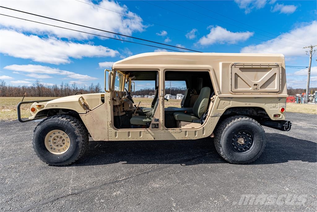 AM General HMMWV M1097R1 Other trucks