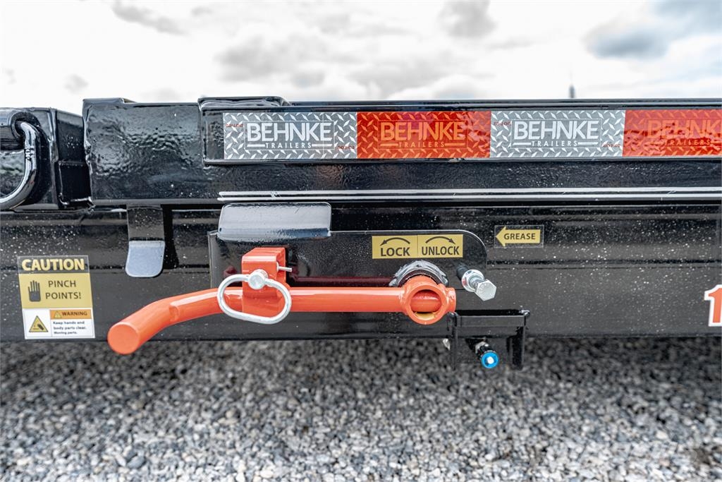 B-B TRAILER TBCT2216ET Autovežių priekabos