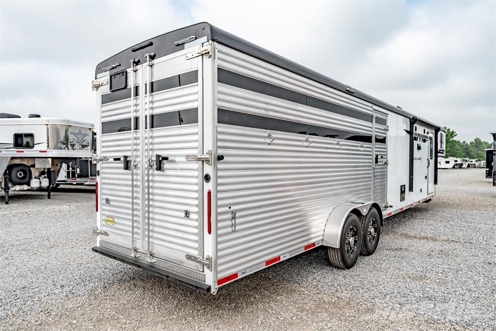 Bison COACH 71016THS Animal transport semi-trailers