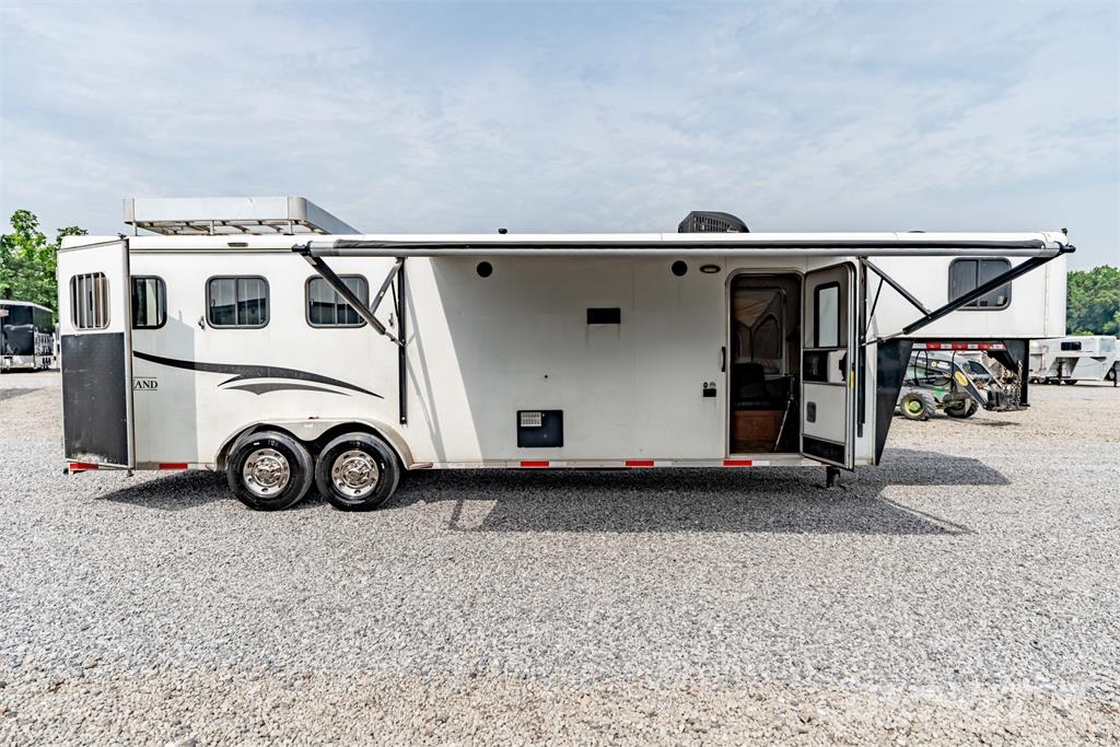 Bison COACH 7309TH Animal transport semi-trailers