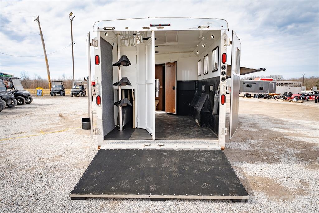 Bison COACH 8312RG Animal transport semi-trailers