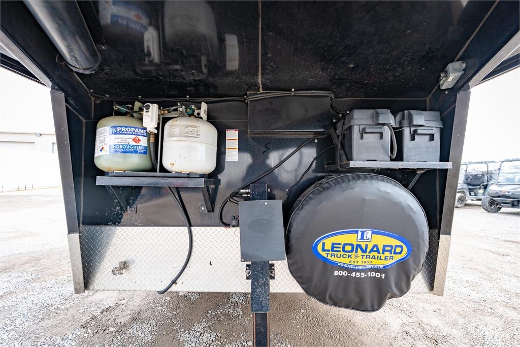 Bison COACH 8312RG Animal transport semi-trailers