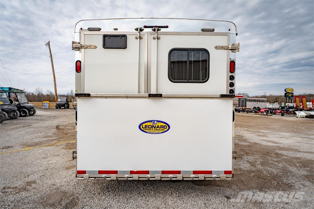 Bison COACH 8312RG Animal transport semi-trailers