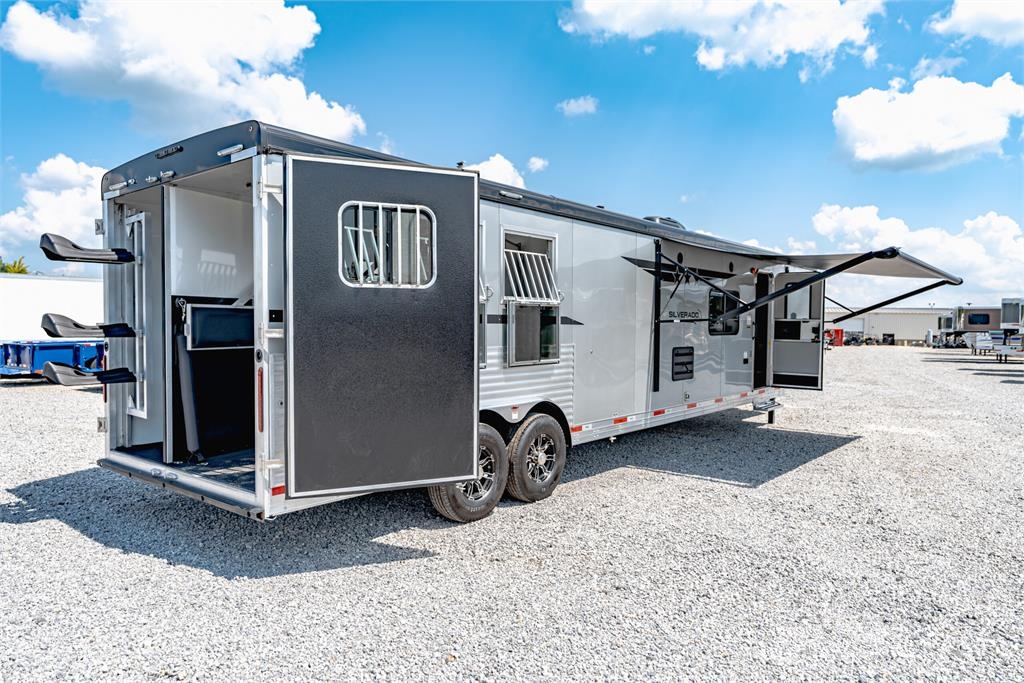 Bison COACH SV8316BS Animal transport semi-trailers
