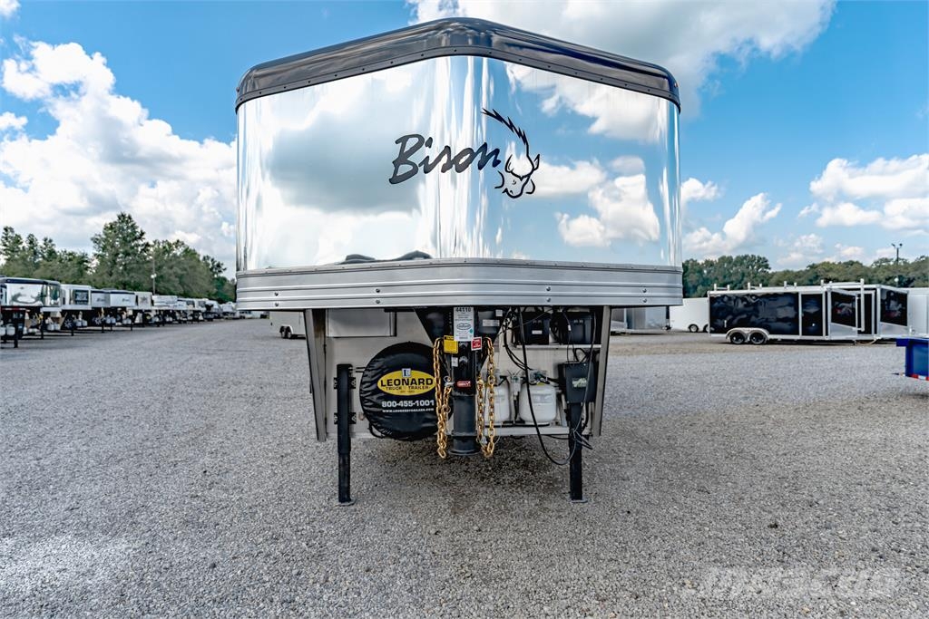 Bison COACH SV8316BS Animal transport semi-trailers