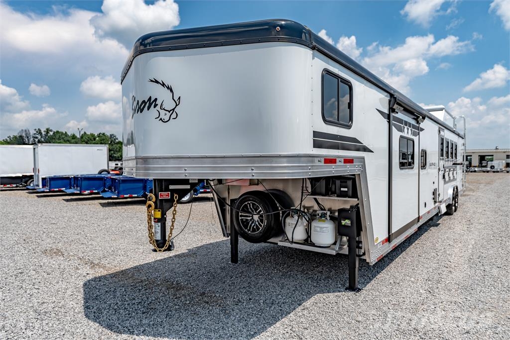 Bison COACH SV8416.S.R. Animal transport semi-trailers