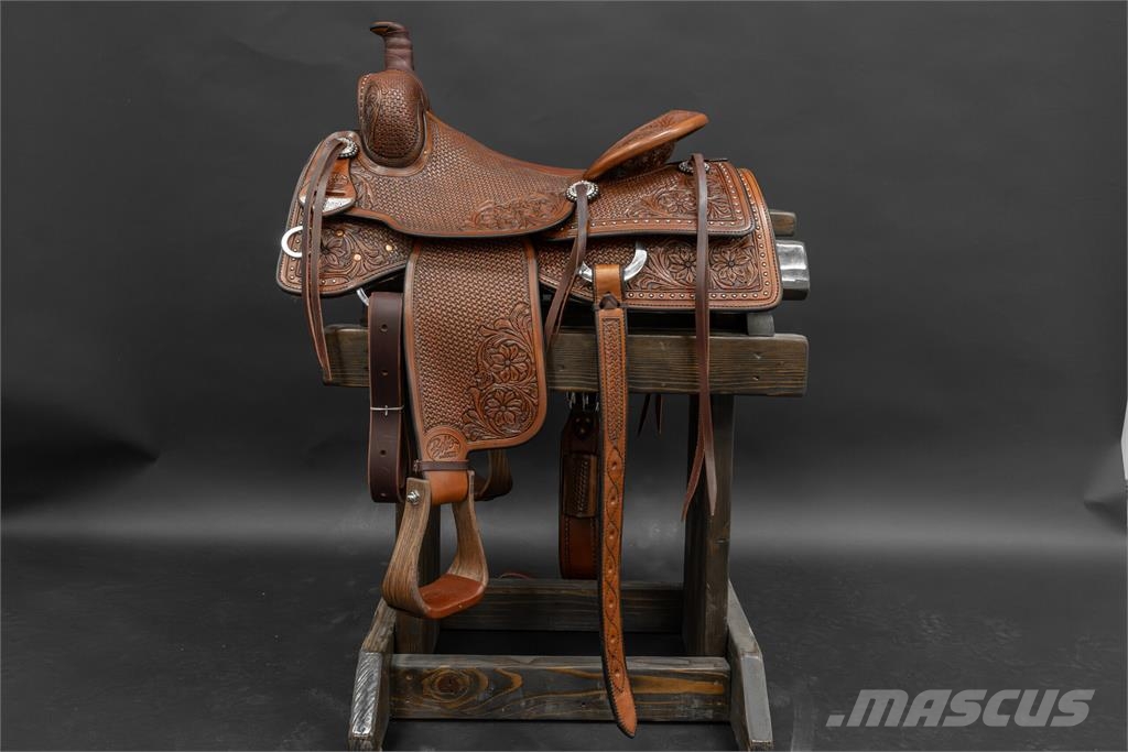 BOBS CUSTOM SADDLES REINING SADDLE 16.5IN 其他組件