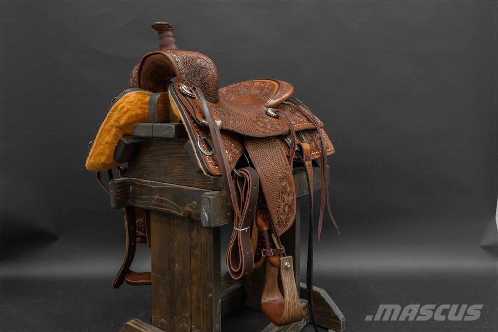 BOBS CUSTOM SADDLES REINING SADDLE 16.5IN 其他組件