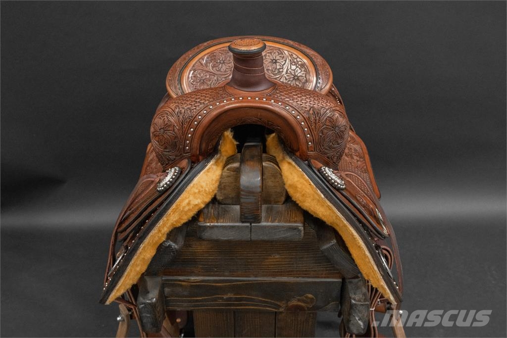 BOBS CUSTOM SADDLES REINING SADDLE 16.5IN 其他組件