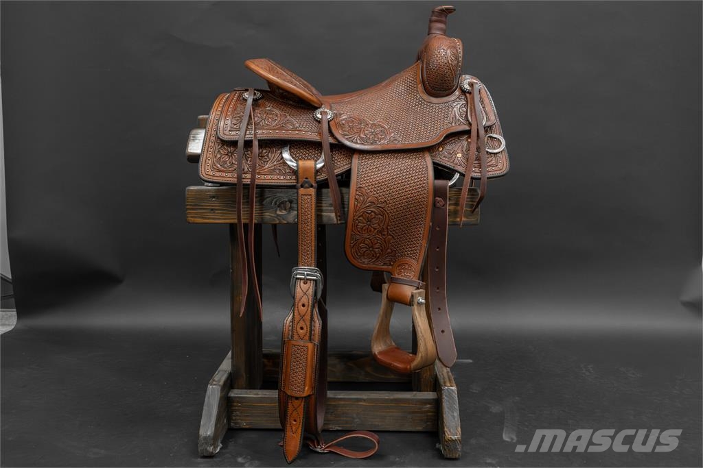 BOBS CUSTOM SADDLES REINING SADDLE 16.5IN 其他組件