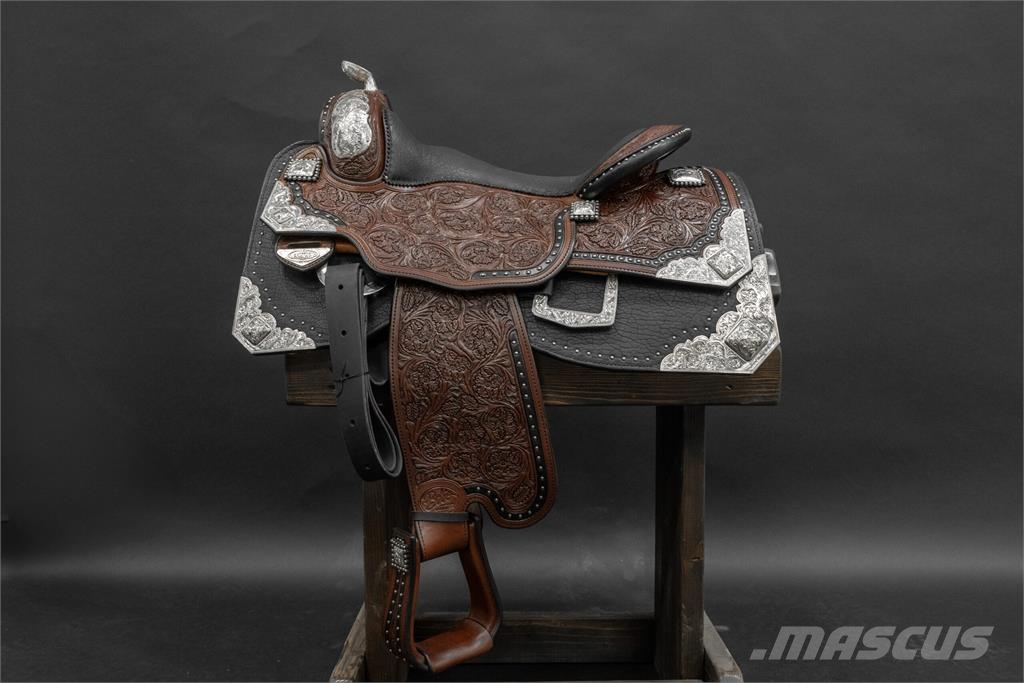 BOBS CUSTOM SADDLES SILVER SHOW SADDLE 16IN 其他組件