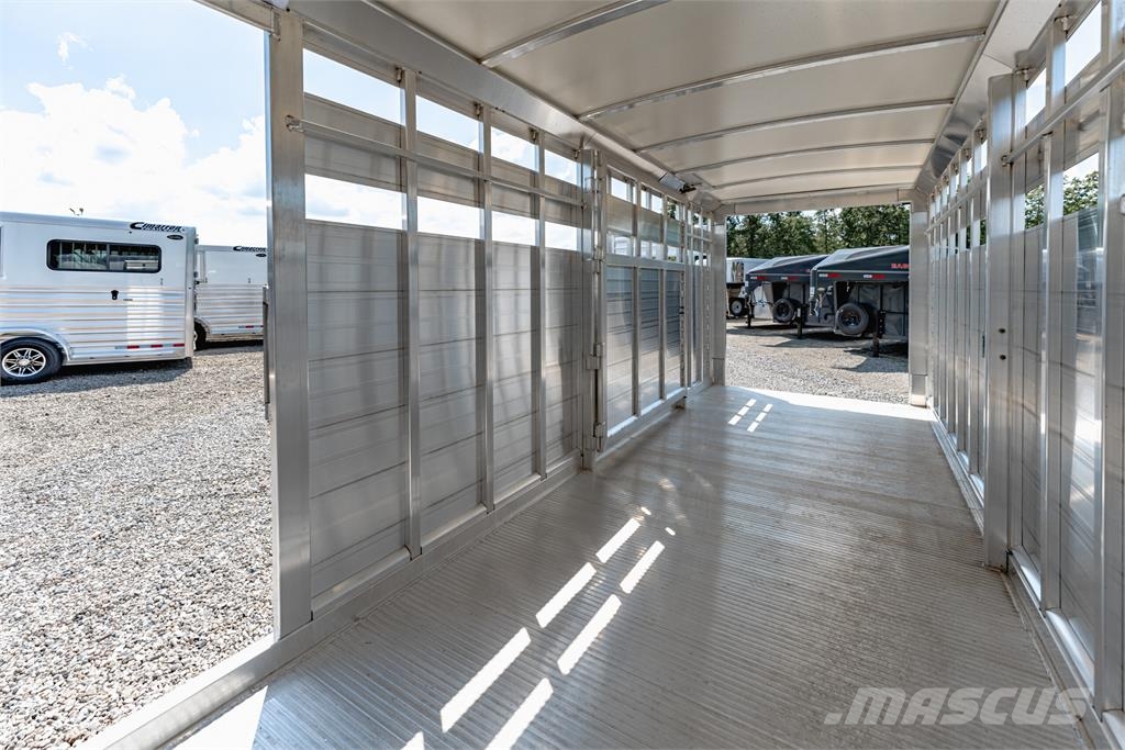 Cimarron TRAILERS LS20G Трейлери для транспортування тварин
