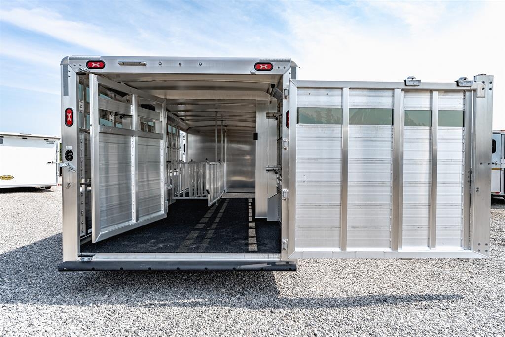 Cimarron TRAILERS LS24G Трейлери для транспортування тварин