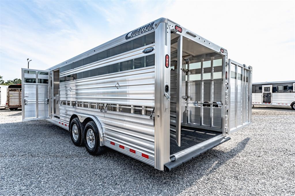 Cimarron TRAILERS LS24G Трейлери для транспортування тварин
