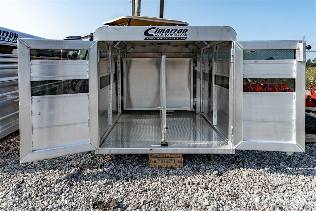 Cimarron TRAILERS STOCK BOX-72 Remolques para transporte de animales