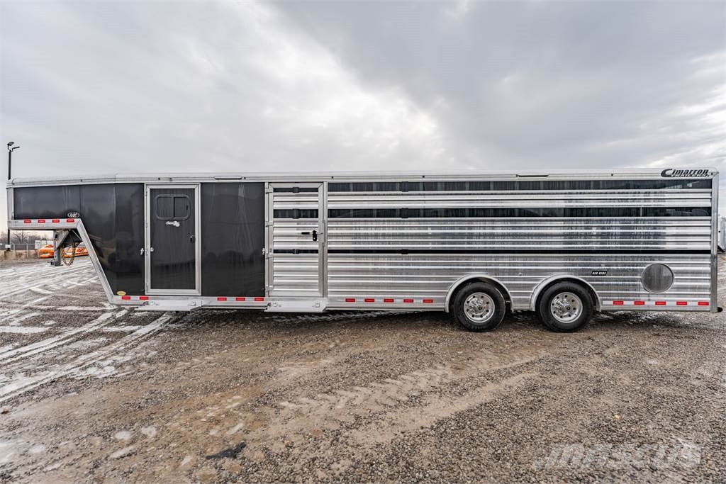 Cimarron TRAILERS SW30G SIG مقطورات نقل الحيوانات