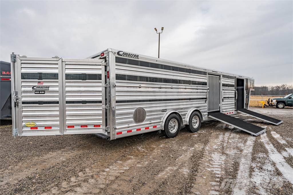 Cimarron TRAILERS SW30G SIG مقطورات نقل الحيوانات