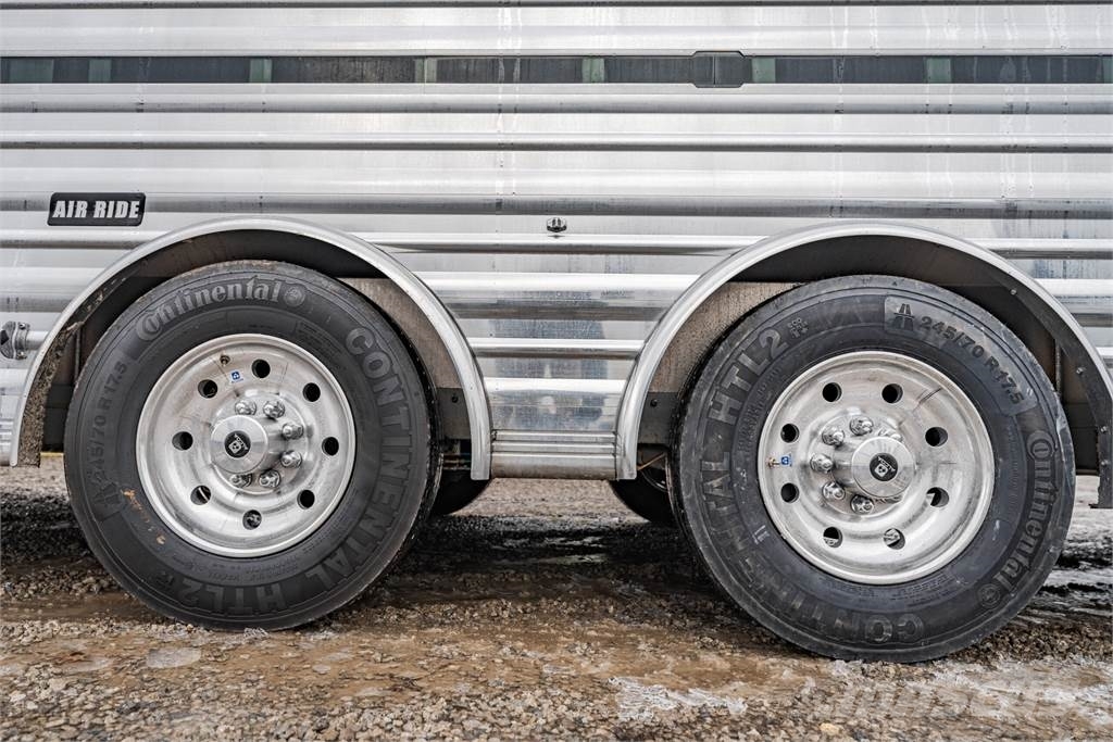 Cimarron TRAILERS SW30G SIG مقطورات نقل الحيوانات