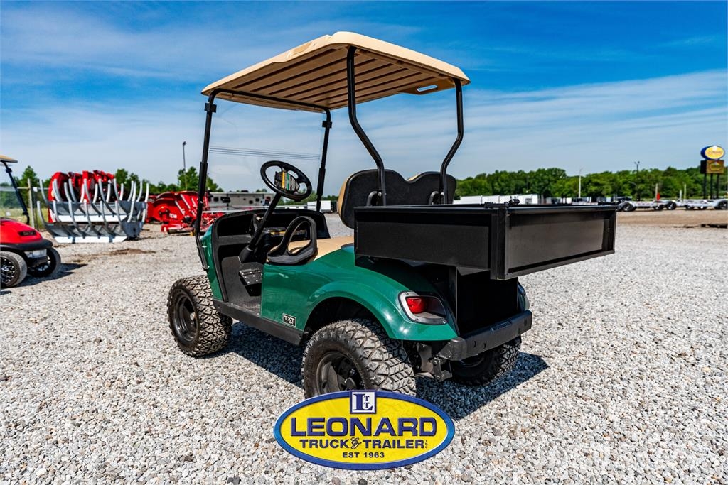 E-Z-GO EZ Golf carts