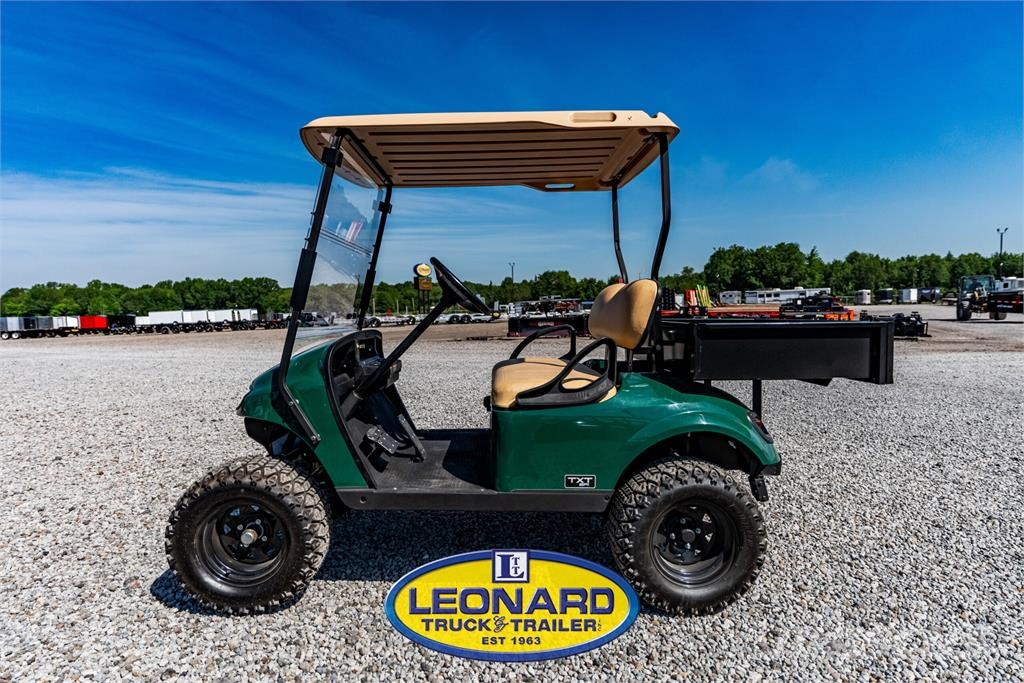 E-Z-GO EZ Golf carts