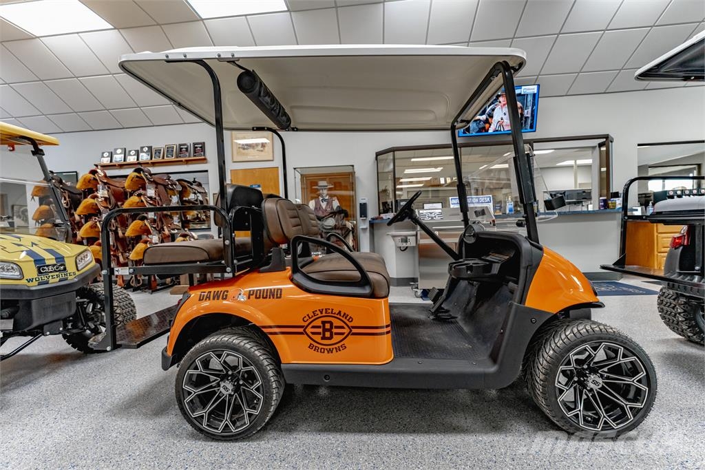 E-Z-GO RXV-ELITE عربات الجولف