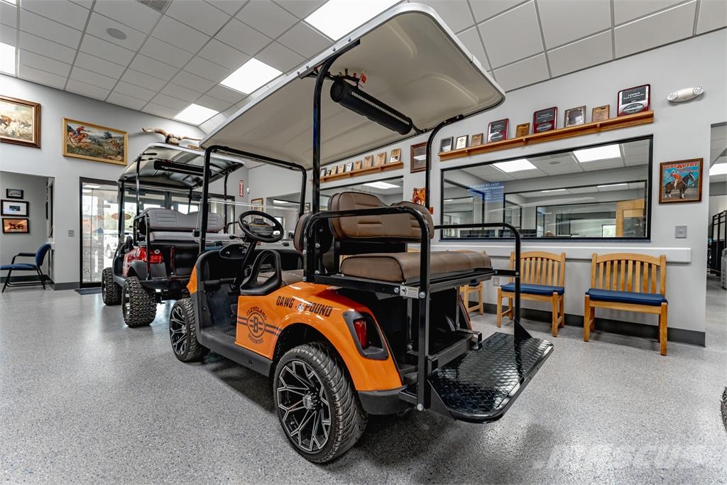 E-Z-GO RXV-ELITE عربات الجولف