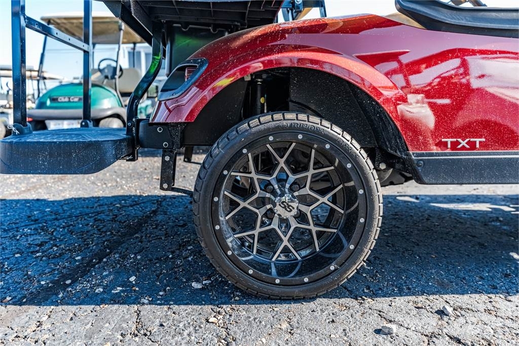 E-Z-GO TXT Golf carts