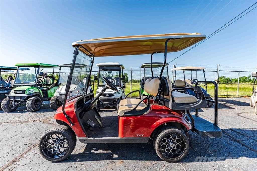 E-Z-GO TXT Golf carts