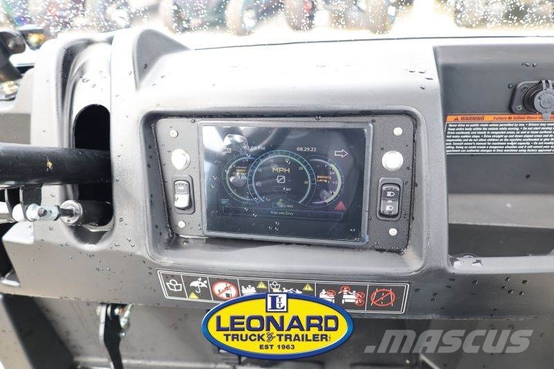 eNVy NV-4 Golfo vežimėliai